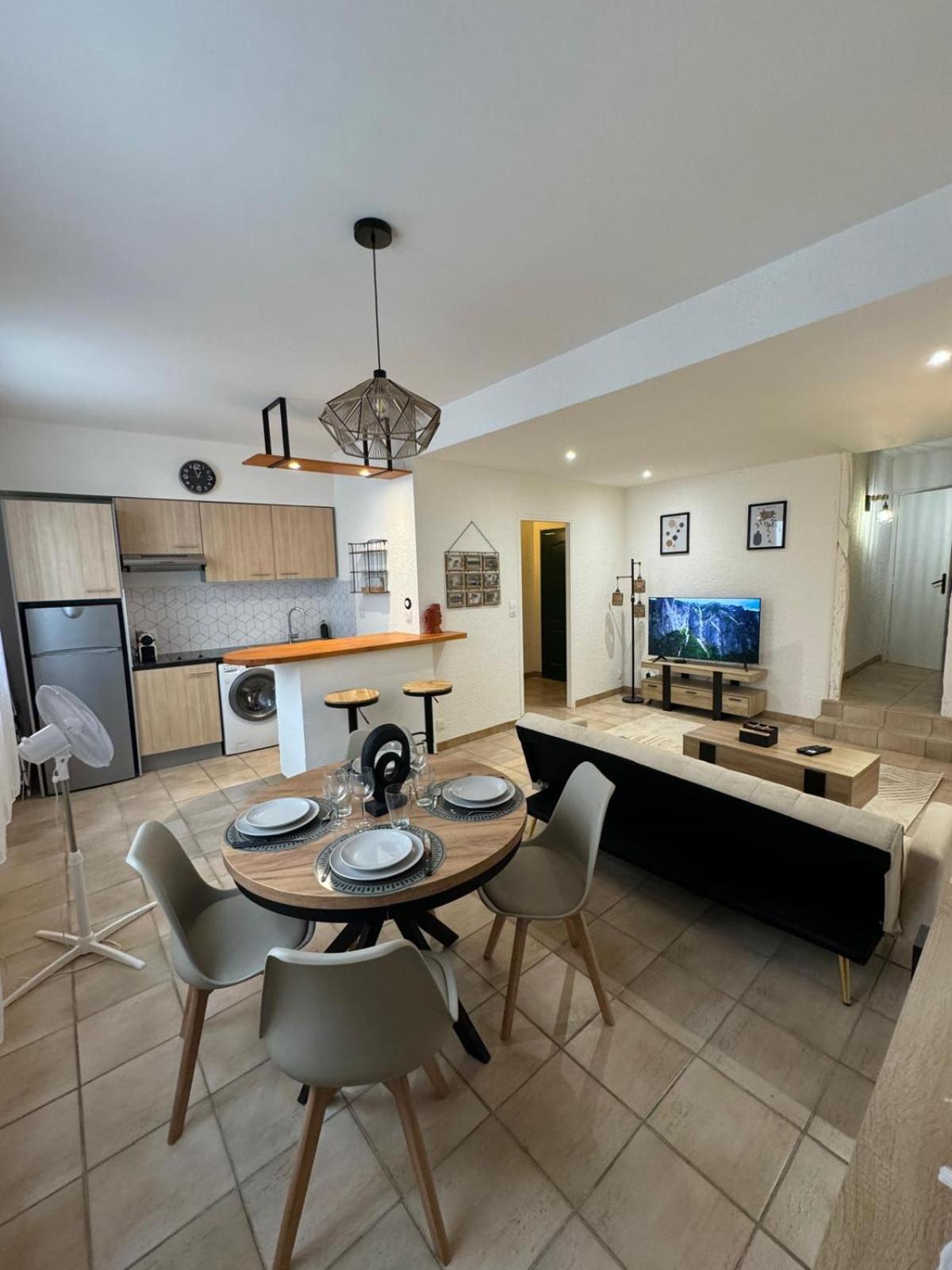 Charmant Appartement En Hypercentre De カステルノーダリ エクステリア 写真
