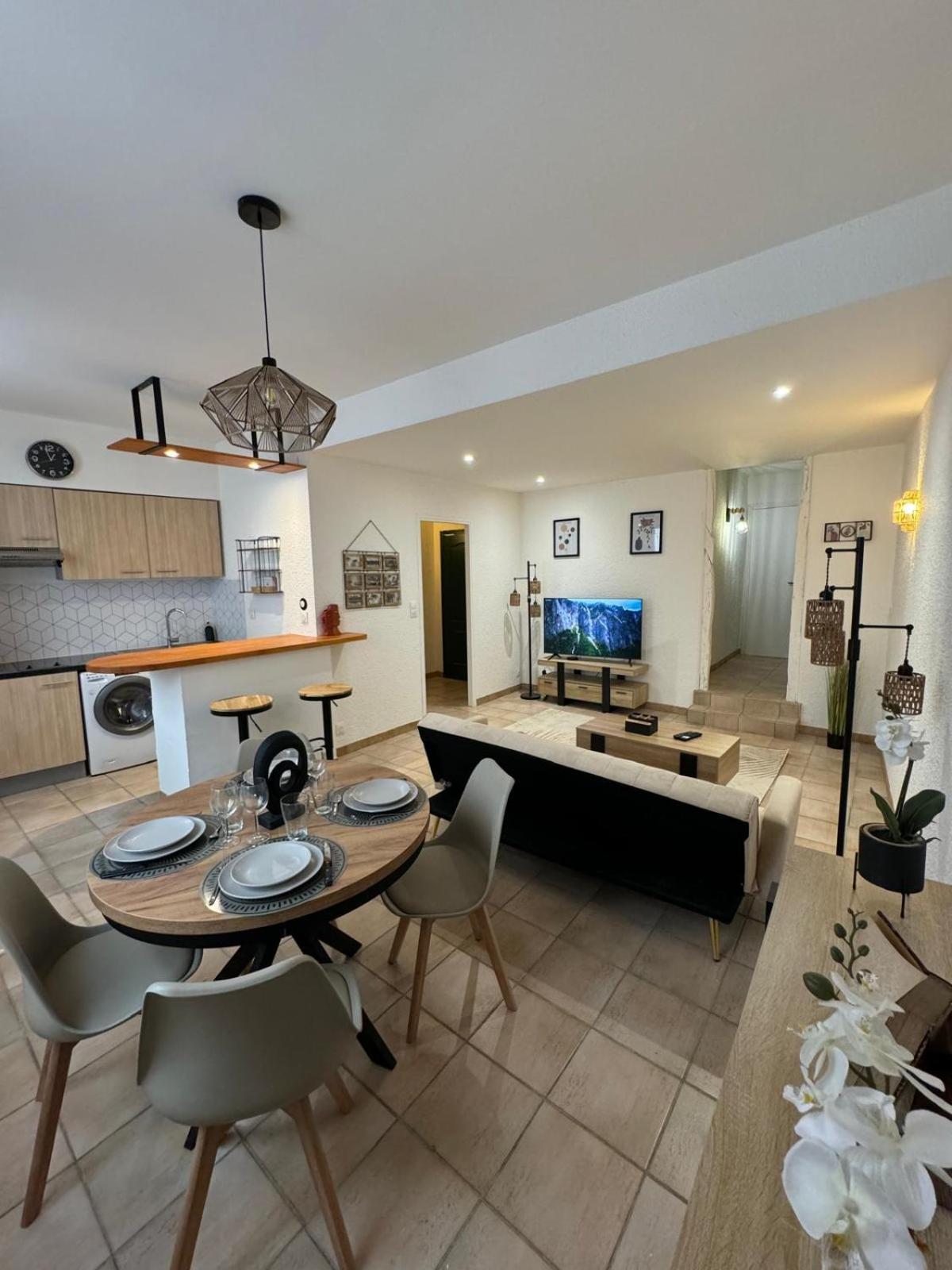 Charmant Appartement En Hypercentre De カステルノーダリ エクステリア 写真